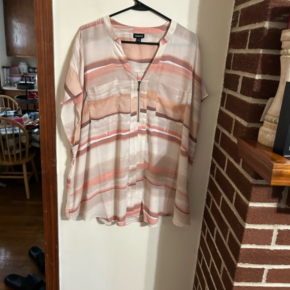 Torrid size 3x zipper front water color stripes blouse - Picture 1 of 3